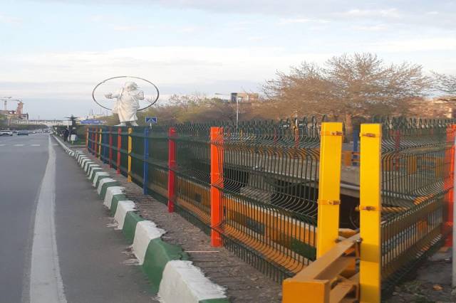 نرده فنسی مدل پروانه ای پیکانی